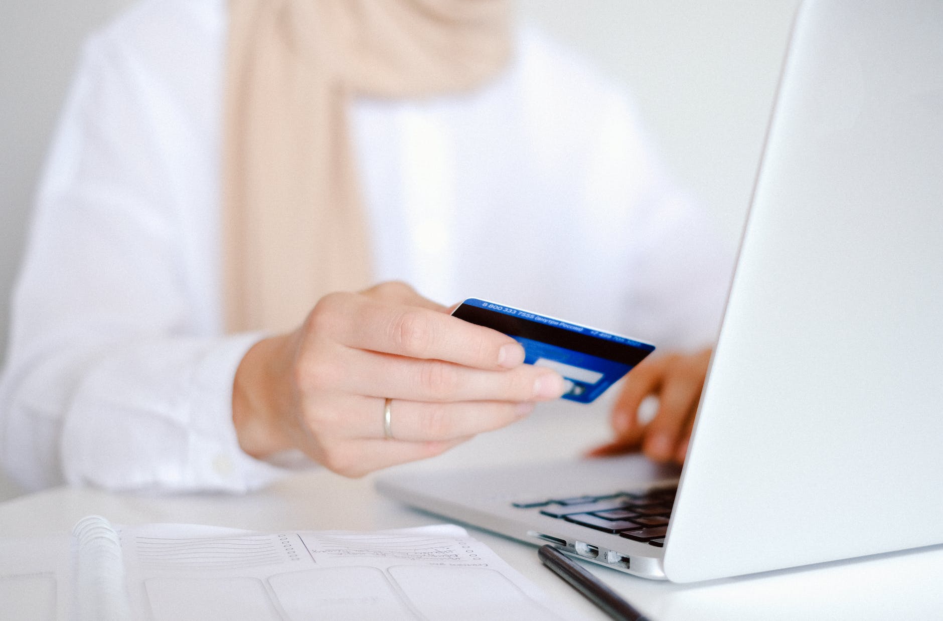 Özel güvenlik şirketi için B2B dijital pazarlama: Site ve fabrika sözleşmesi kazanmak