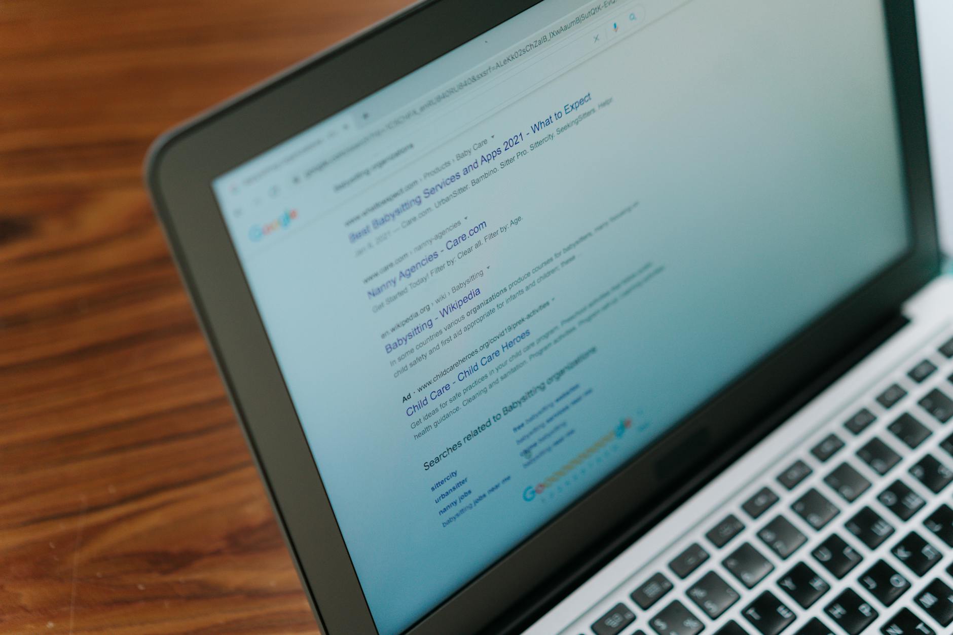 Saç ekim kliniği için çok dilli web sitesi: Arap ve Avrupa hastasını nasıl çevirirsiniz?
