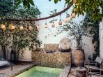 тропический спа-курорт с марокканской баней и бассейном